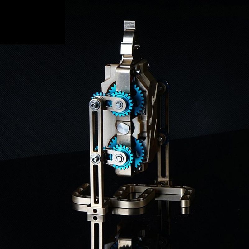 kovový edukativní interaktivní funkční model chodícího robota